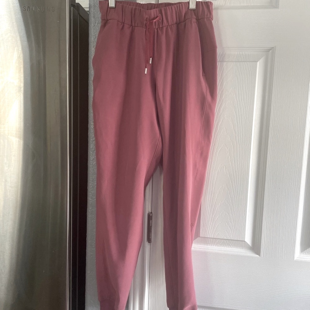 Lululemon pants